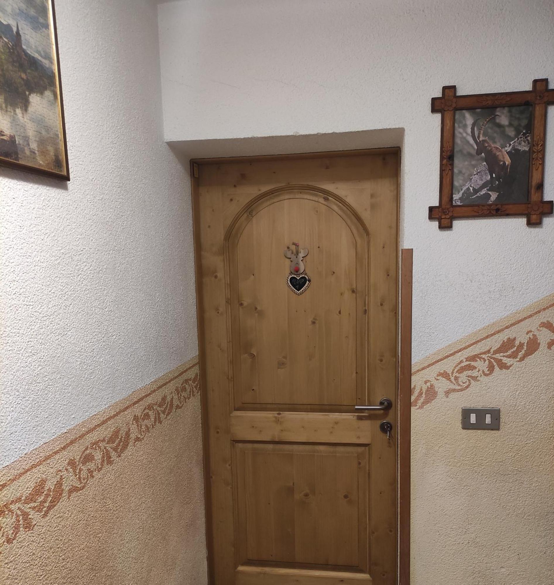 Appartamenti La Romantica Livigno Exterior foto